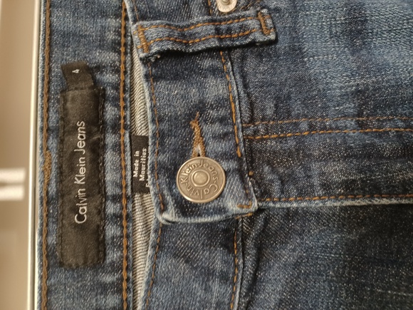 Calvin Klein wide leg jeans - Picture 3 of 7